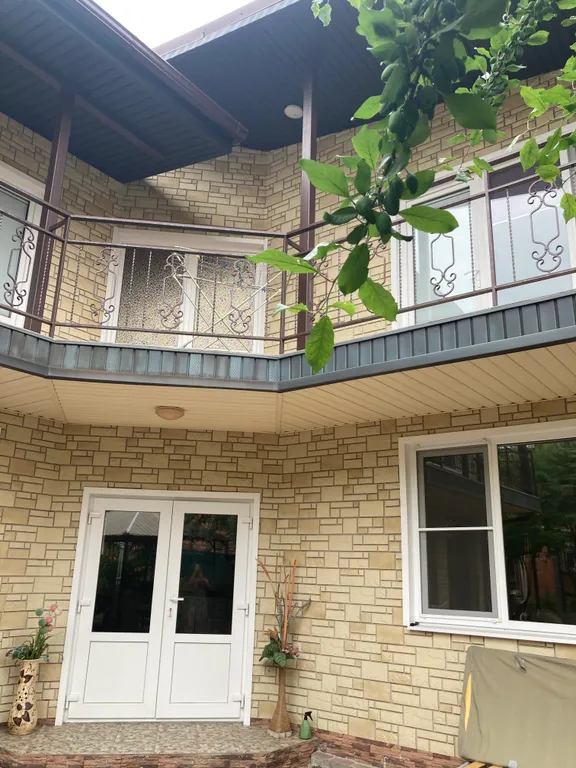 Квартира Уютная комната с балконом — аренда посуточно в Ейск