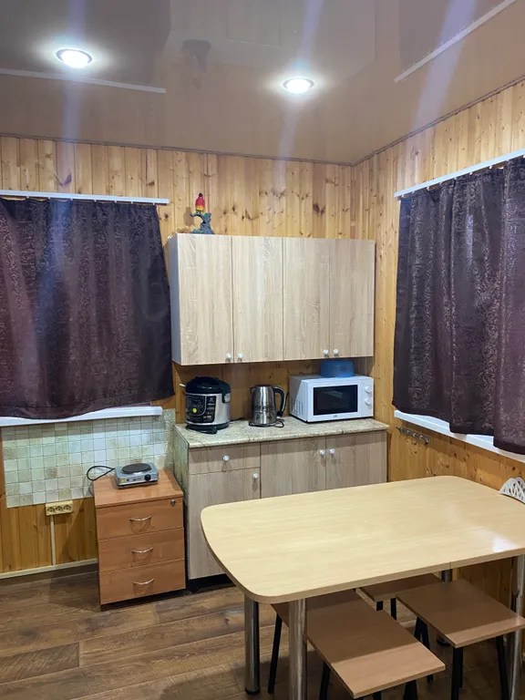 Коттедж Домик у Эллис 2-х этажный коттедж — Кучугуры