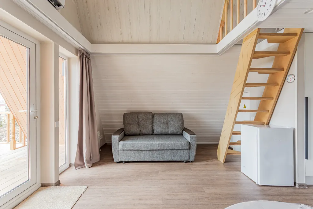 Коттедж А-фрейм шалаш с террасой — Рождествено