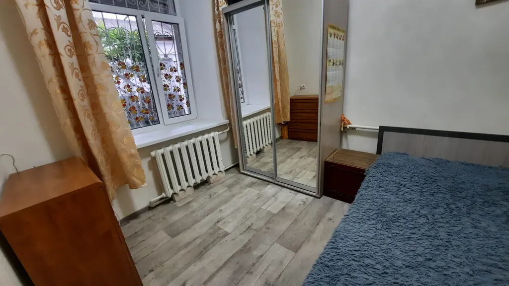 Коттедж 2-комнатный дом в исторической части города — Евпатория