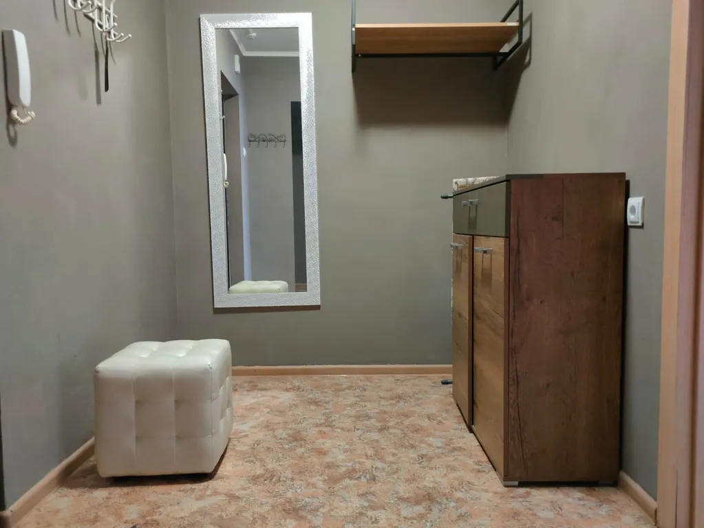 Квартира Квартира возле Кардиоцентра, в Центральном районе . — Красноярск