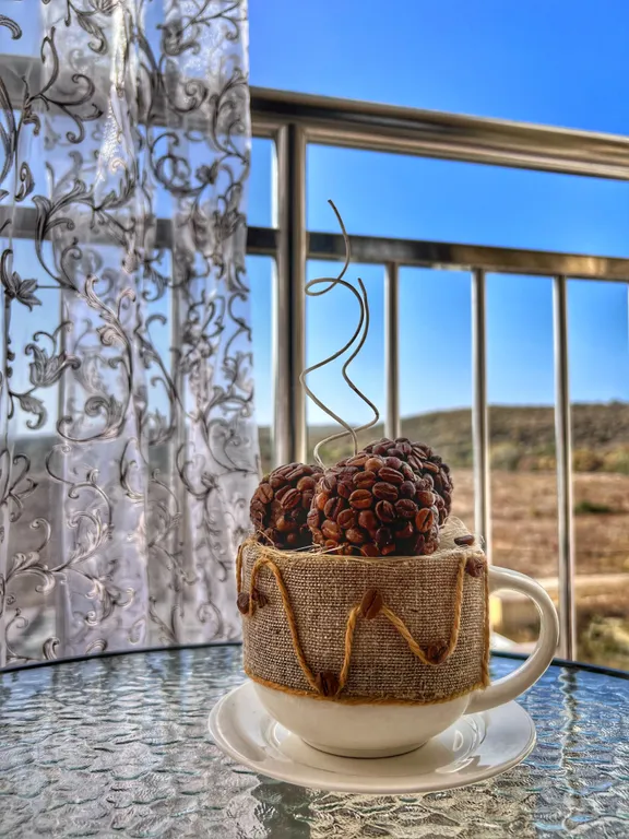 Милая квартирка с видом на горы и бассейном во дворе