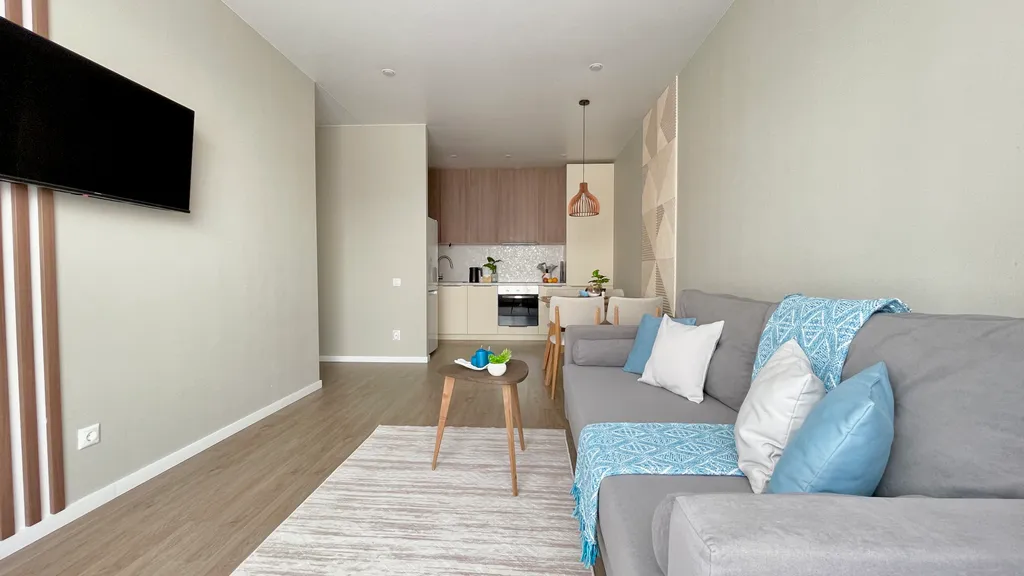 Квартира с видом на речной берег