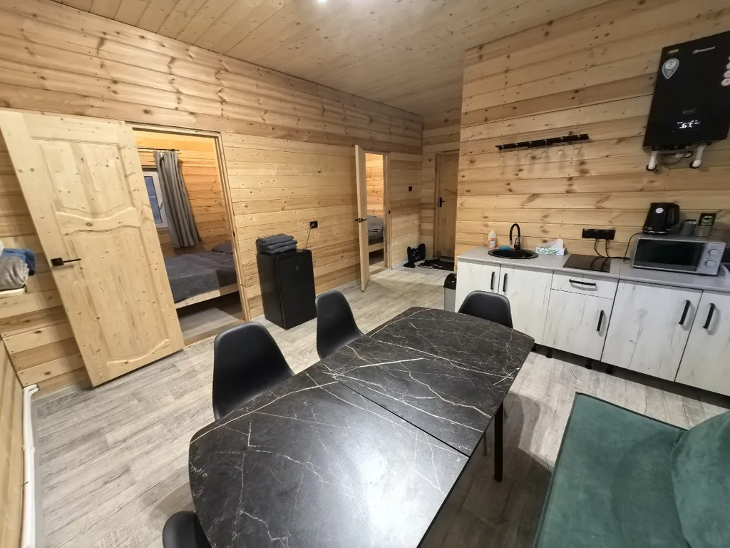 Большой дом с баней и чаном