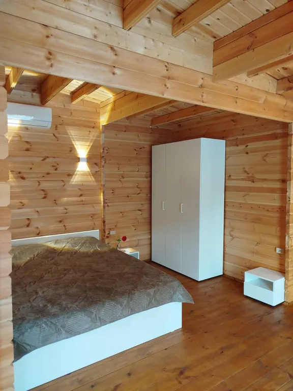 Коттедж Эко-домик трёхместный — Гагра