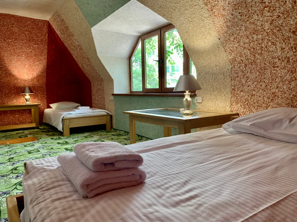 Уютный небольшой дом с кухней и сауной