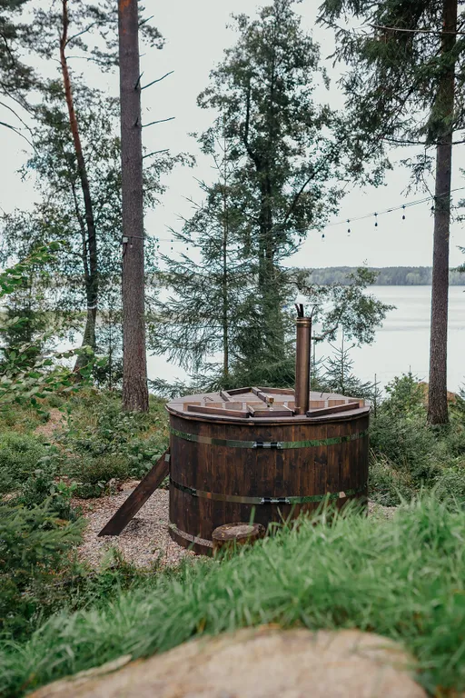 Коттедж Дом с одной спальней на 1 линии с видом на озеро — Приморск