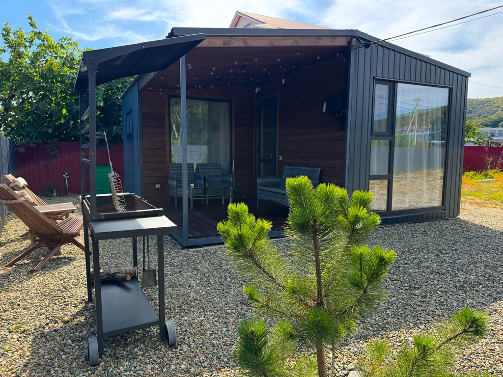 Трёхместный коттедж в тихом месте