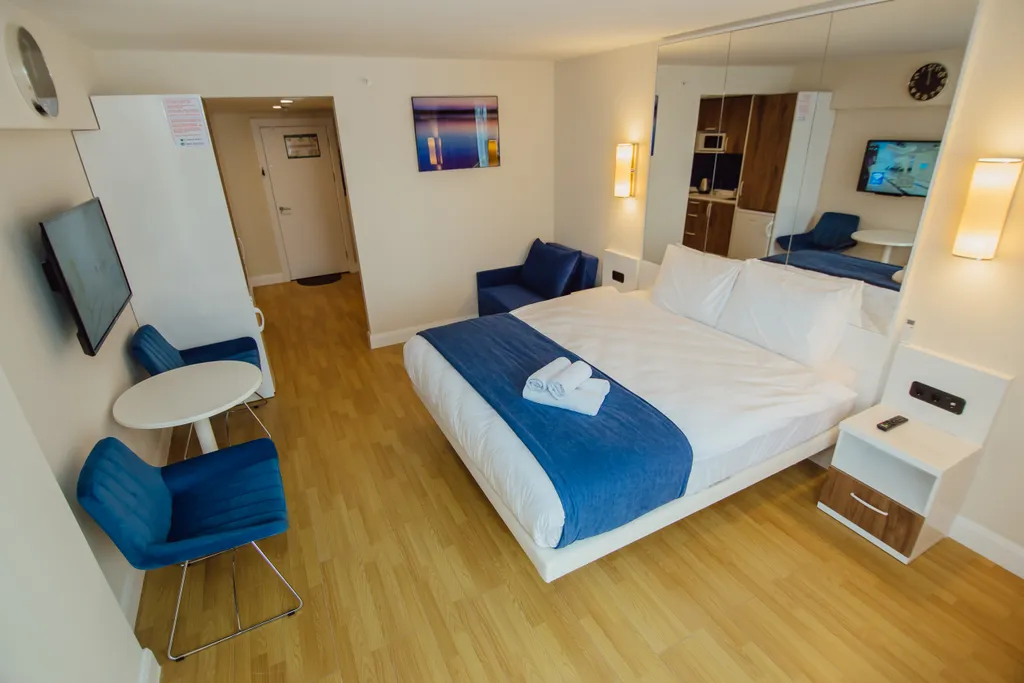 Студия с видом на море