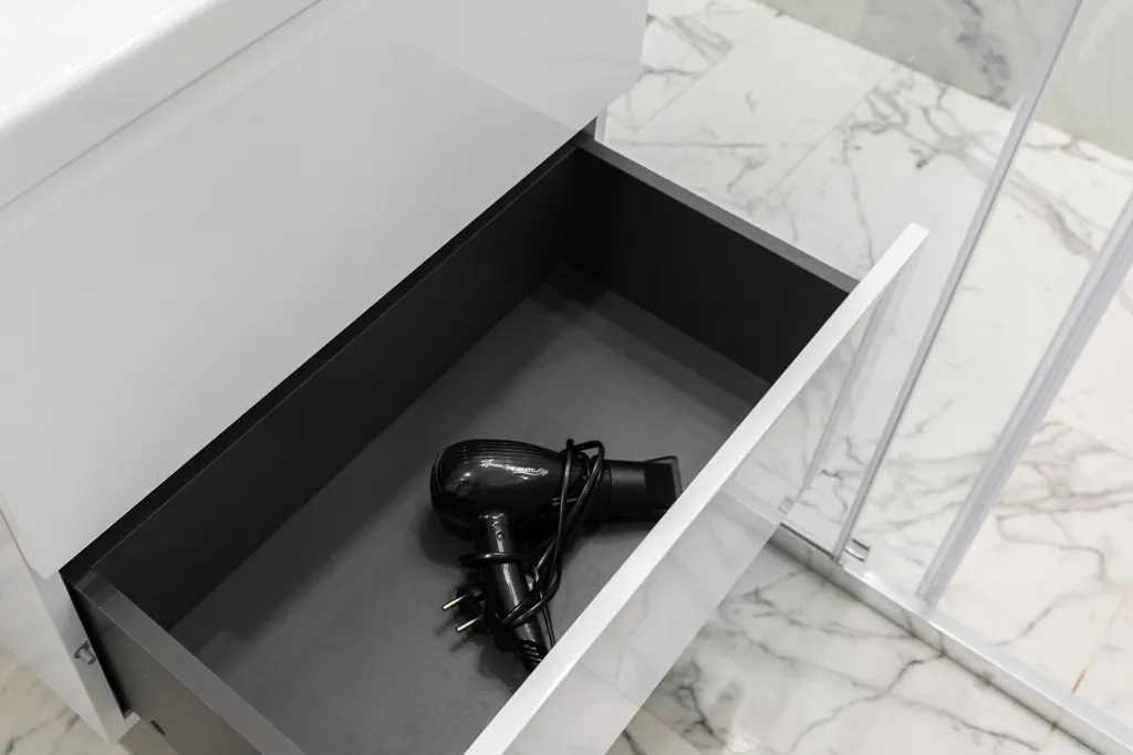 Охта Сьют 23