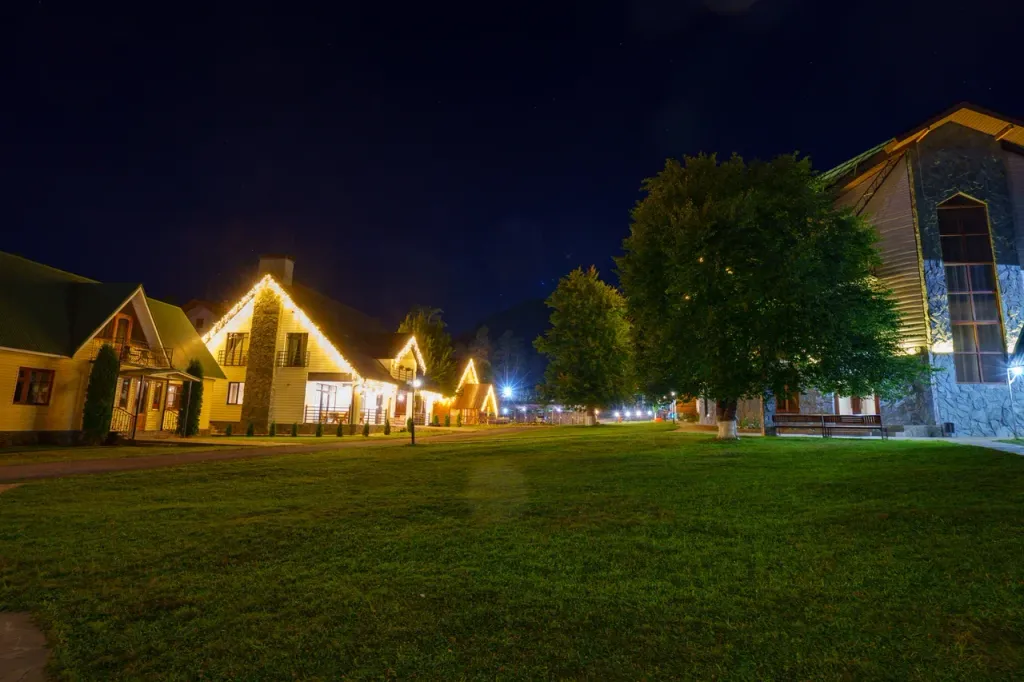 Коттедж Коттедж из древнего сруба в горах — Архыз