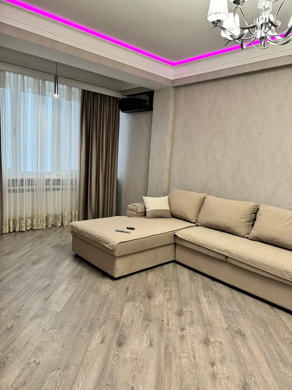 Новая квартира с дизайнерским ремонтом в центре города