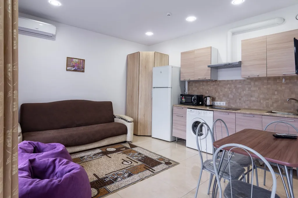 Квартира 2-комнатная Квартира — Геленджик