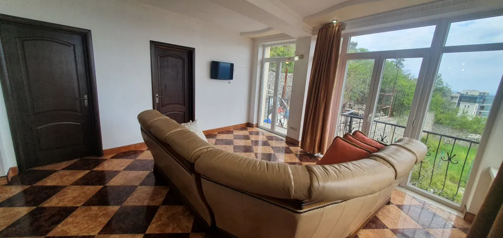 Квартира в 50 метрах от моря