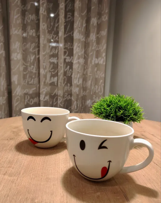 Счастливая матрешка маленькая Италия в центре города