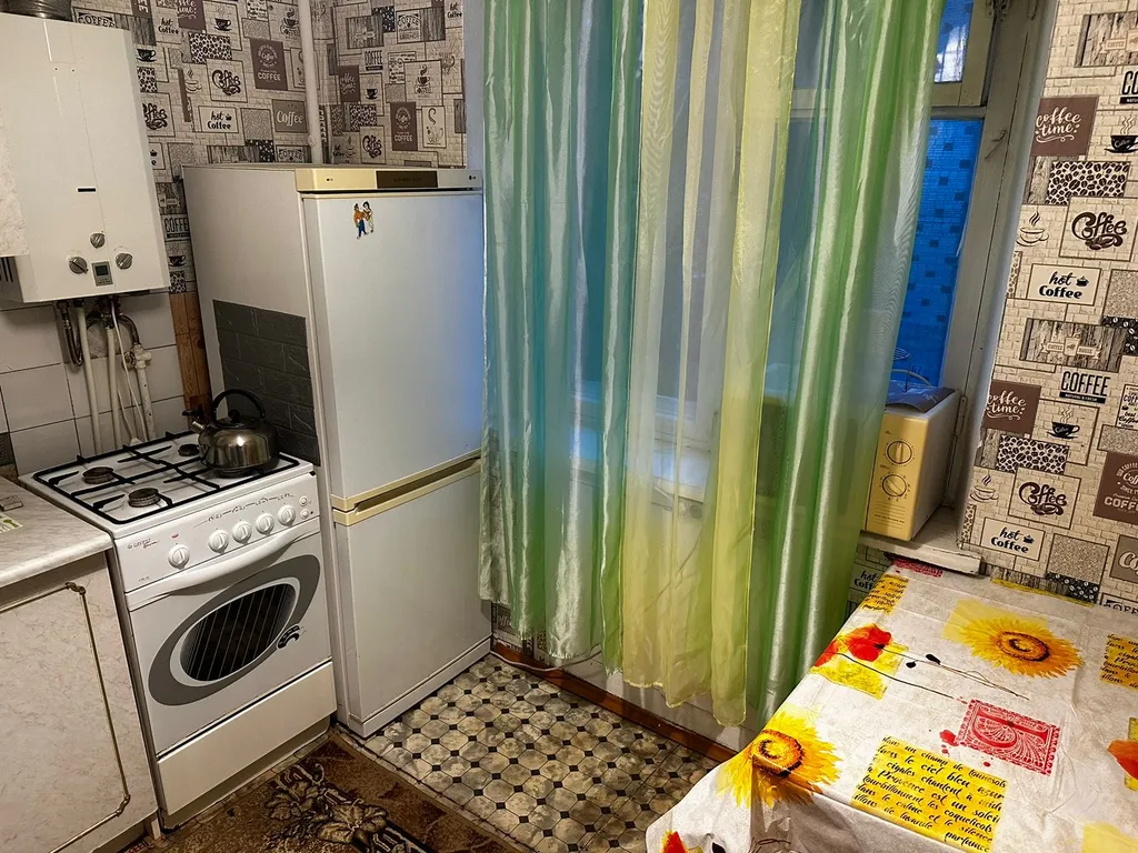 Уютная благоустроенная квартира — аренда посуточно в Шадринск