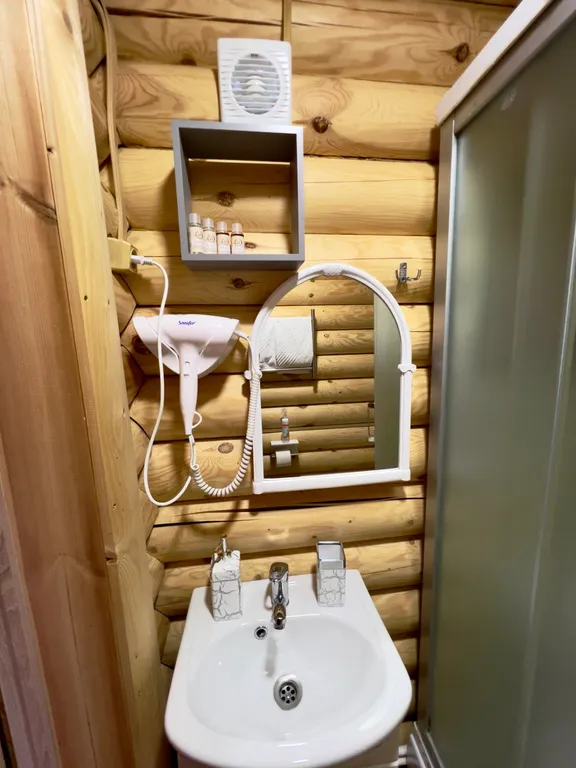 Коттедж 1-комнатный Дом — Архыз