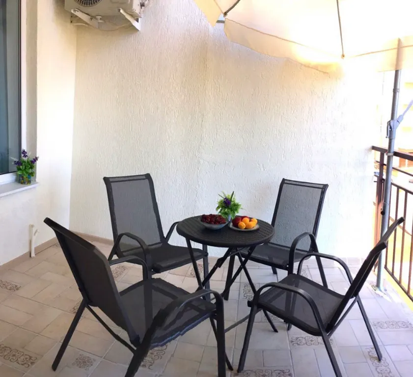 Квартира 2х комнатная квартира с террасой и шикарным видом на море — Геленджик