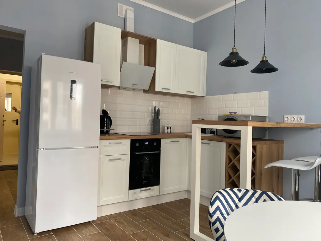 UzorApart Современная квартира, вид на море и парковка, набережная