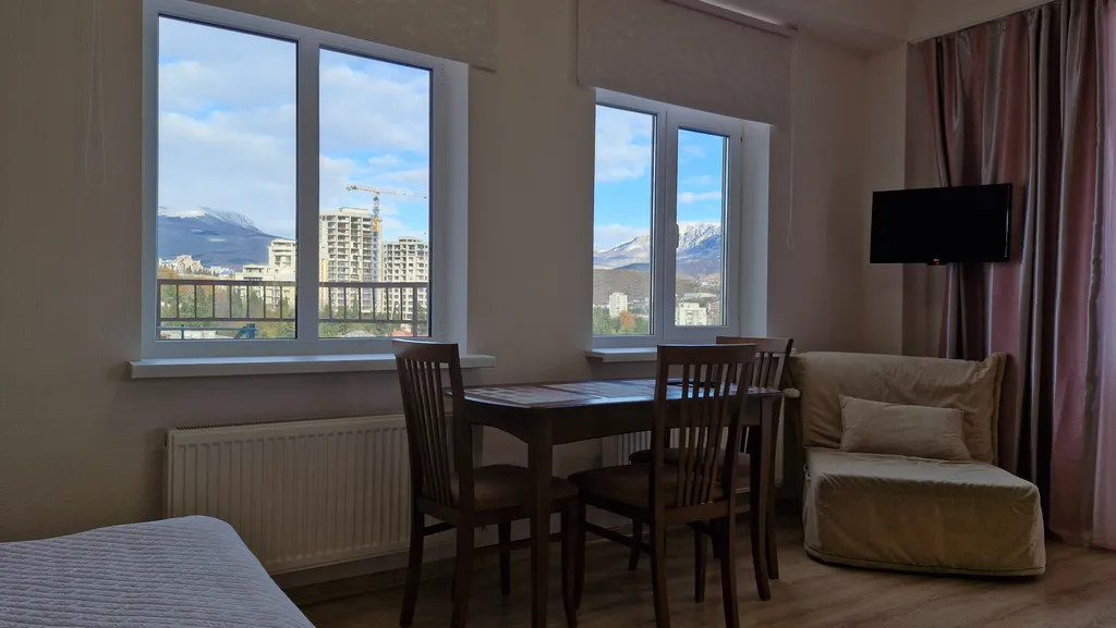 Свежая 1-комнатная квартира с дизайнерским ремонтом