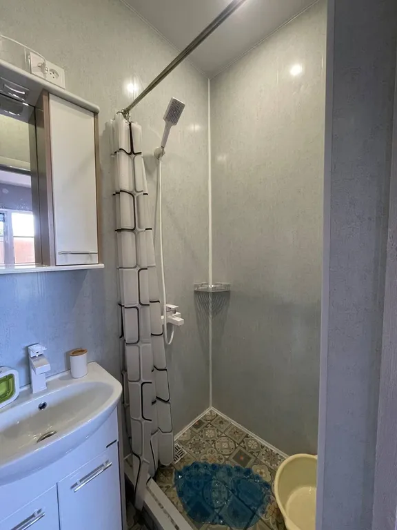 В центре приморского городка