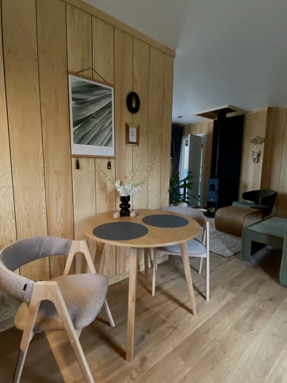 Скандинавский дом с джакузи, сауной и видом на живописное поле