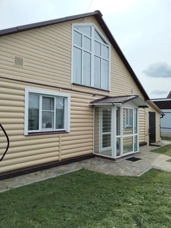 Уютный загородный дом у озера, с баней, для отдыха и праздника