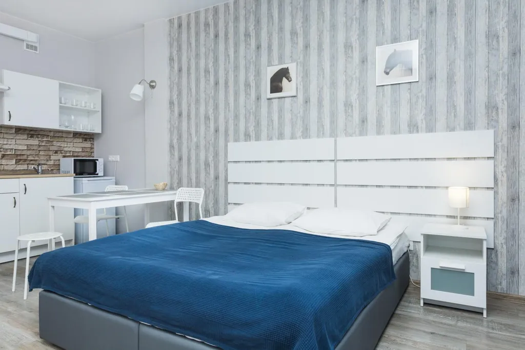 Светлый апартамент в центре рядом с БЦ Высоцкий, Антей