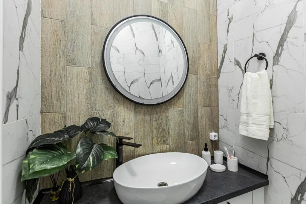 3-ком квартира Bayhouse около ТРЦ MEGA Alma-Ata для 6-х гостей