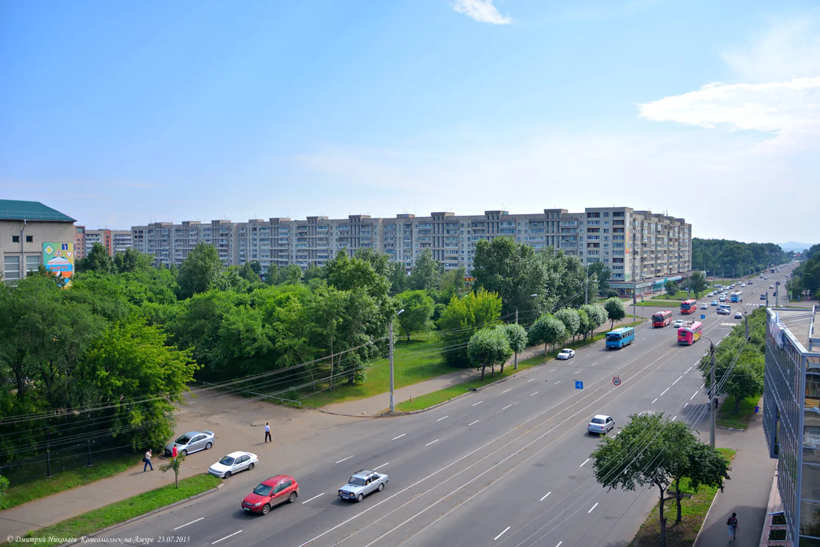 Вид на проспект Ленина и проспект Первостроителей