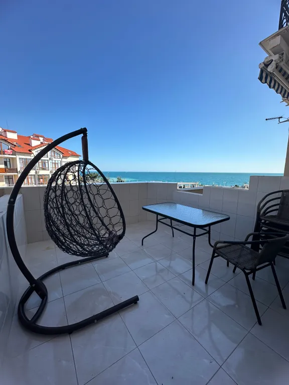 Квартира Квартира Уютная студия с видом на море — Геленджик