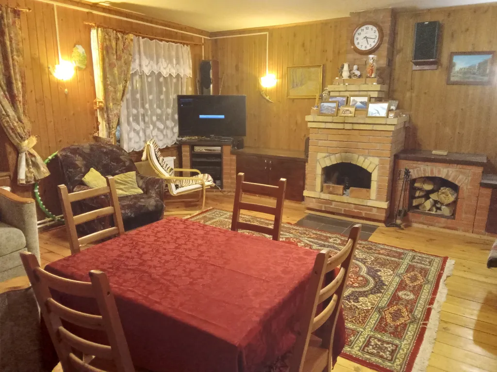 Дом на большом лесном участке