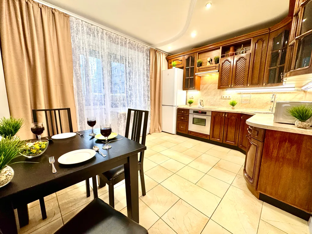 Уютная двушка в центре рядом с набережной реки Волга