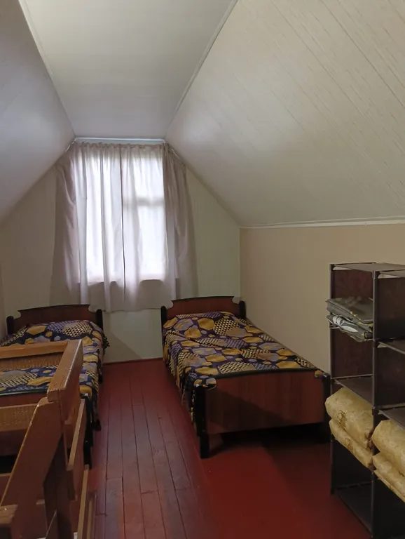 Уютный домик на реке