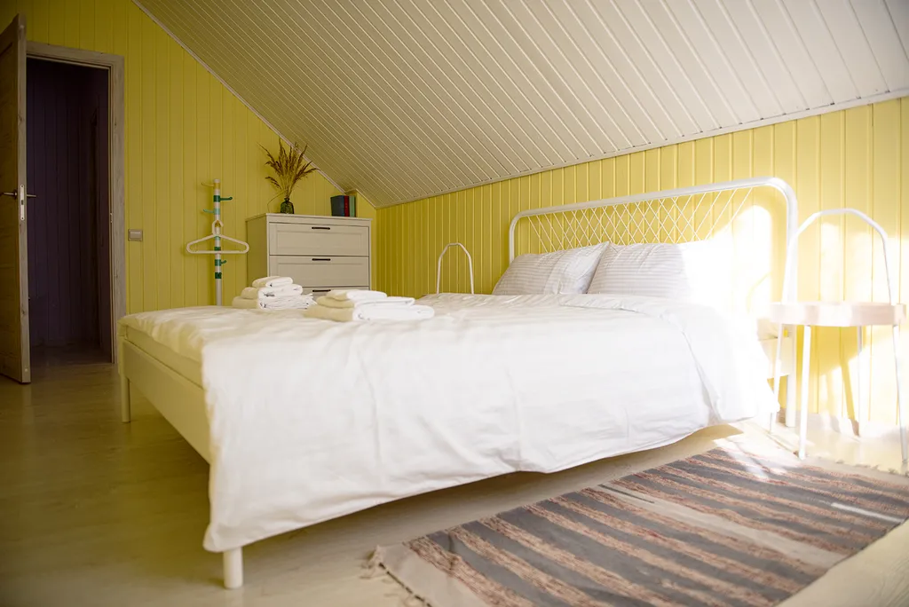 Коттедж Домик в деревне с джакузи — Раково