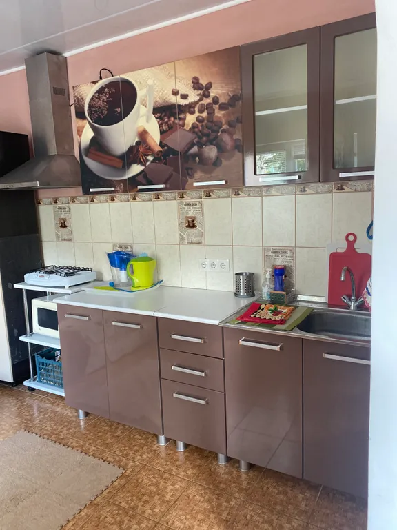 Коттедж Уютный домик со своей кухней и всеми удобствами — Феодосия