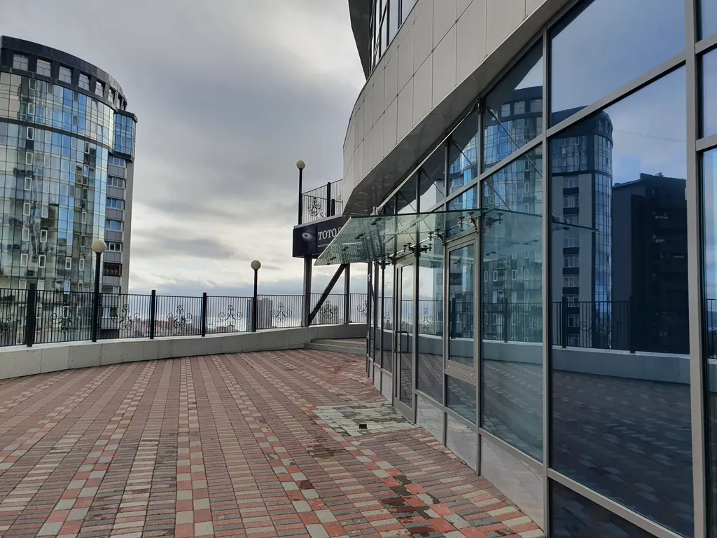 3х ком.кв 100 кв.м в центре район Фуникулёра