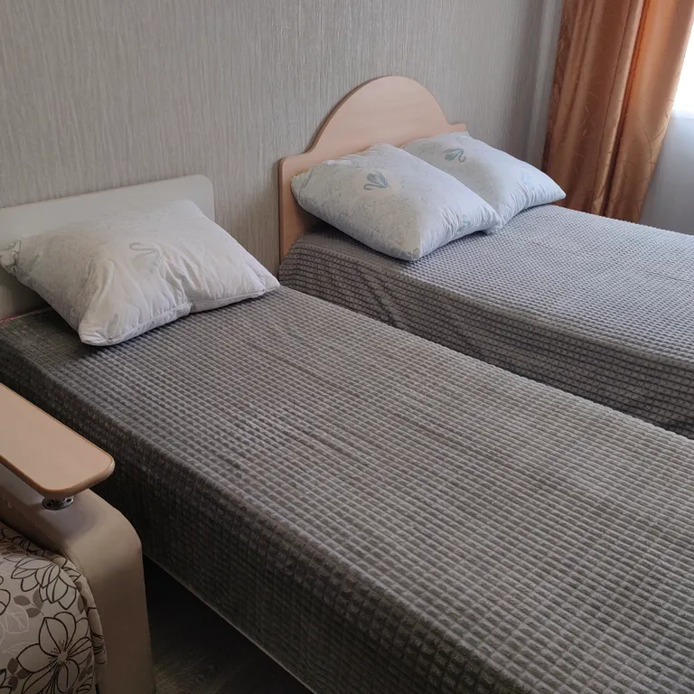 Раздельная квартира возле парка притяжения