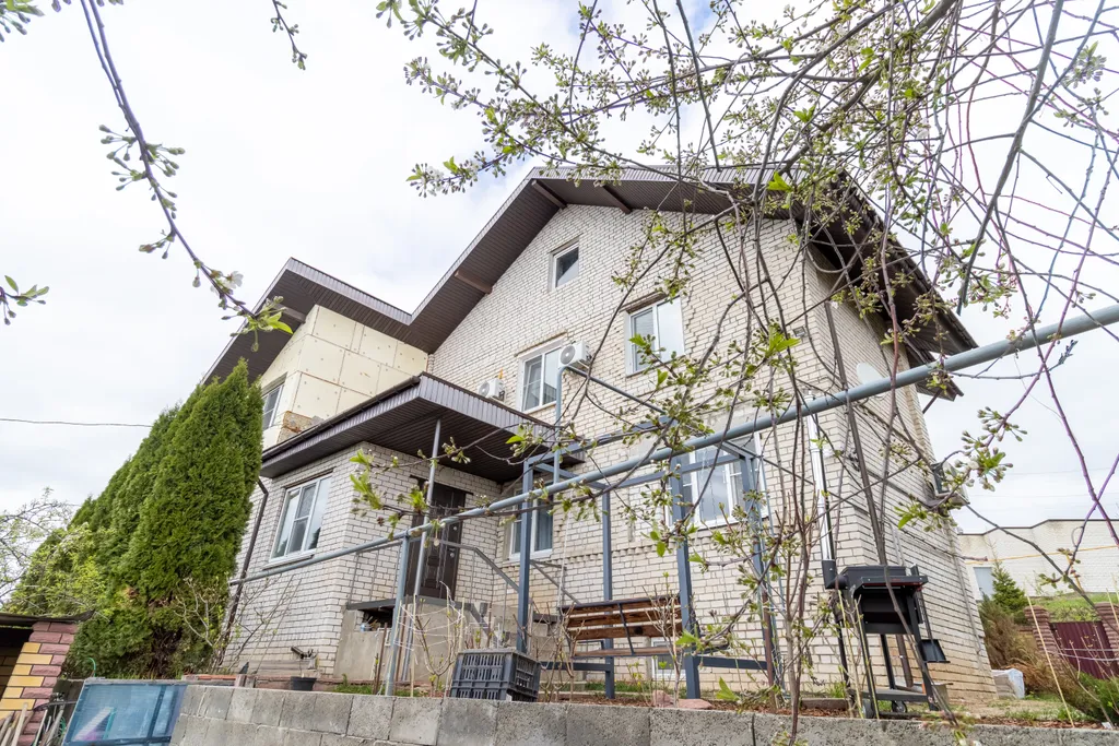 Дом у озера Solar love