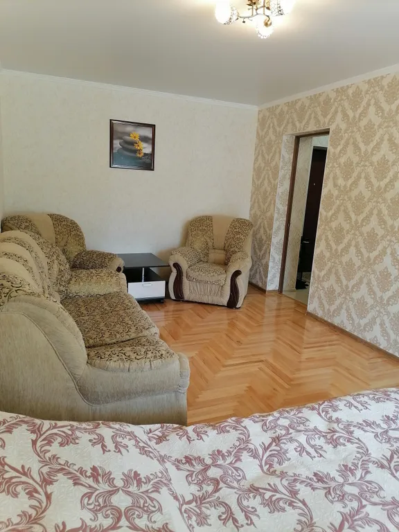 Красивая квартира с видом на горы