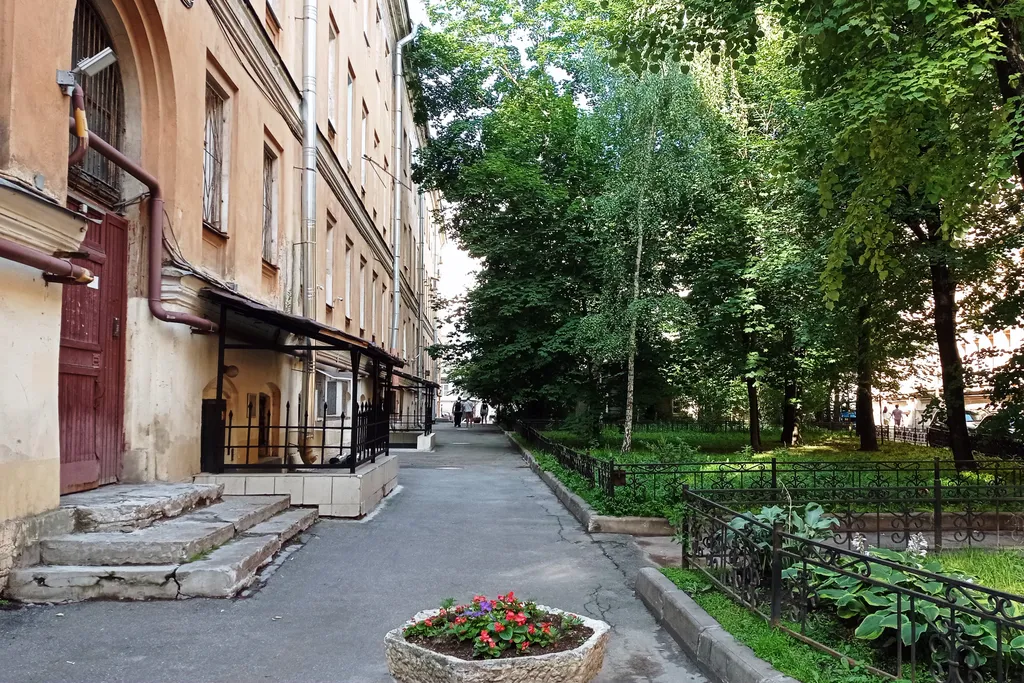 Квартира-студия в историческом центре Санкт-Петербурга