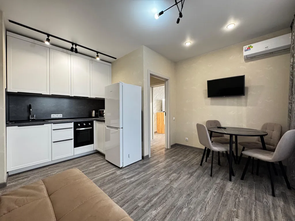 Новая Евро-квартира в спальном районе города — аренда посуточно в Оренбург