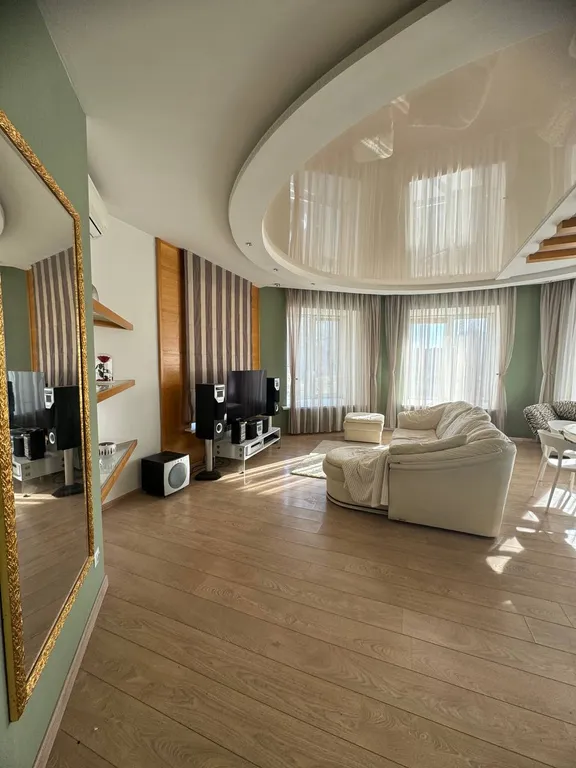 Шикарная евро-трёхкомнатная квартира на набережной