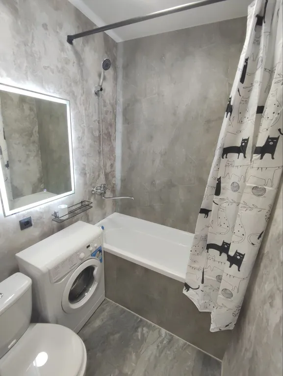 ЖД вокзал, студия