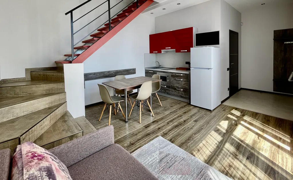 Квартира Двухуровневые апартаменты с видом на море и Ай Петри — аренда посуточно в Гаспра