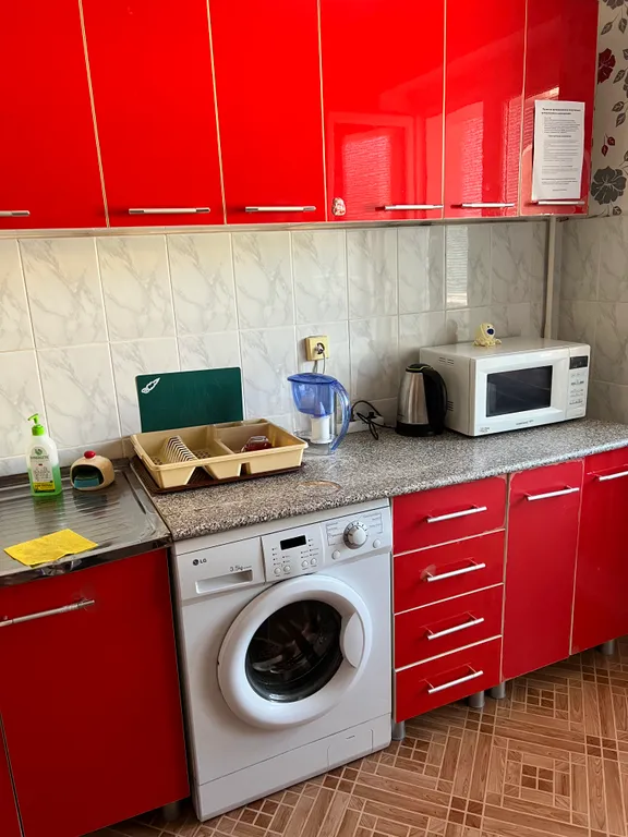 Чистый пляж в 10 минутах ходьбы