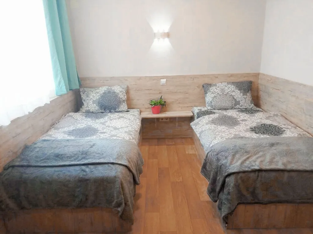 Большая квартира с новым ремонтом и собственной парковкой