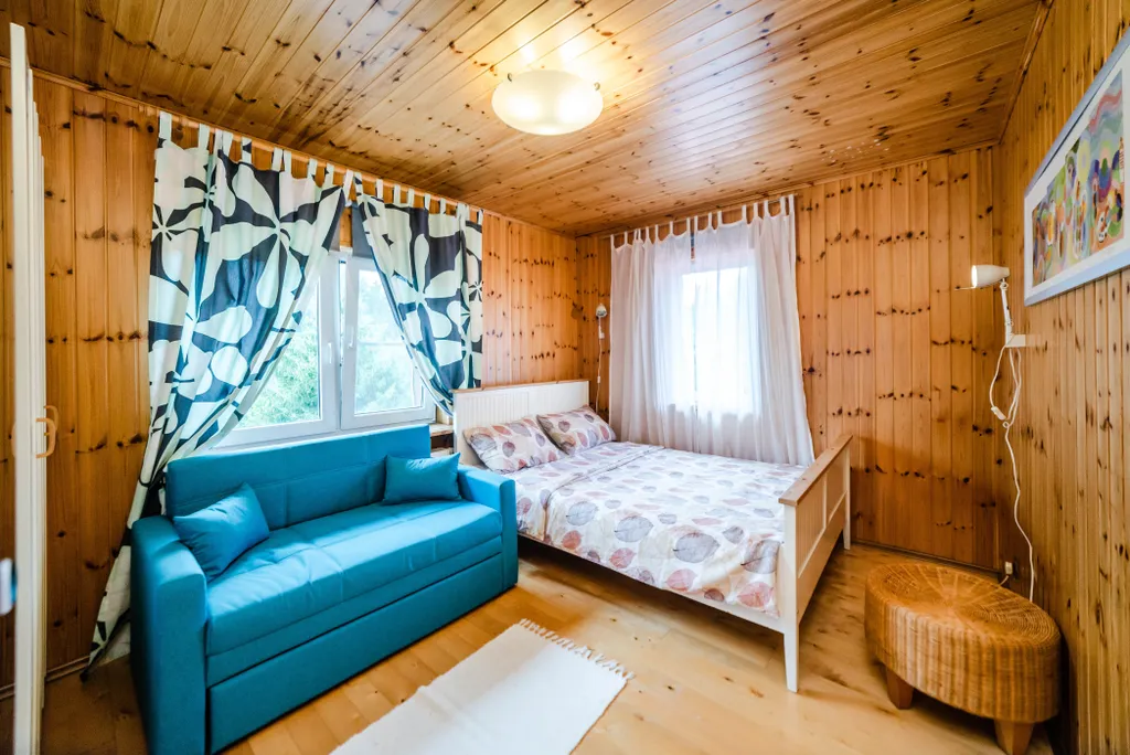 Дом в Красногорске с бассейном и сауной