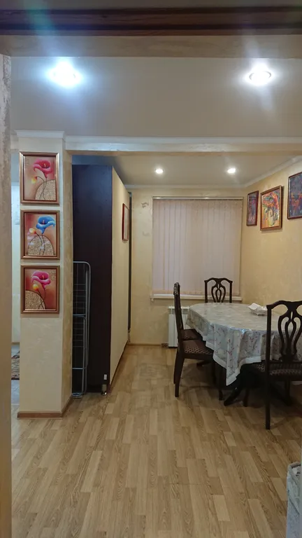 Комната у парка - Колоннада