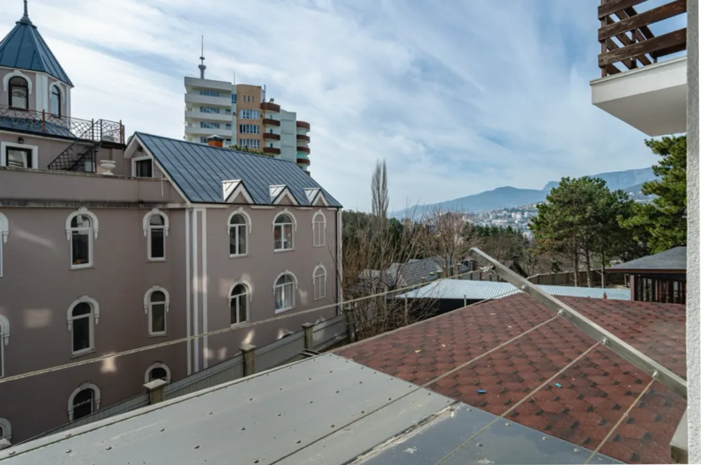 Двухэтажная квартира «отдых у ручья» со своей террасой и мангалом